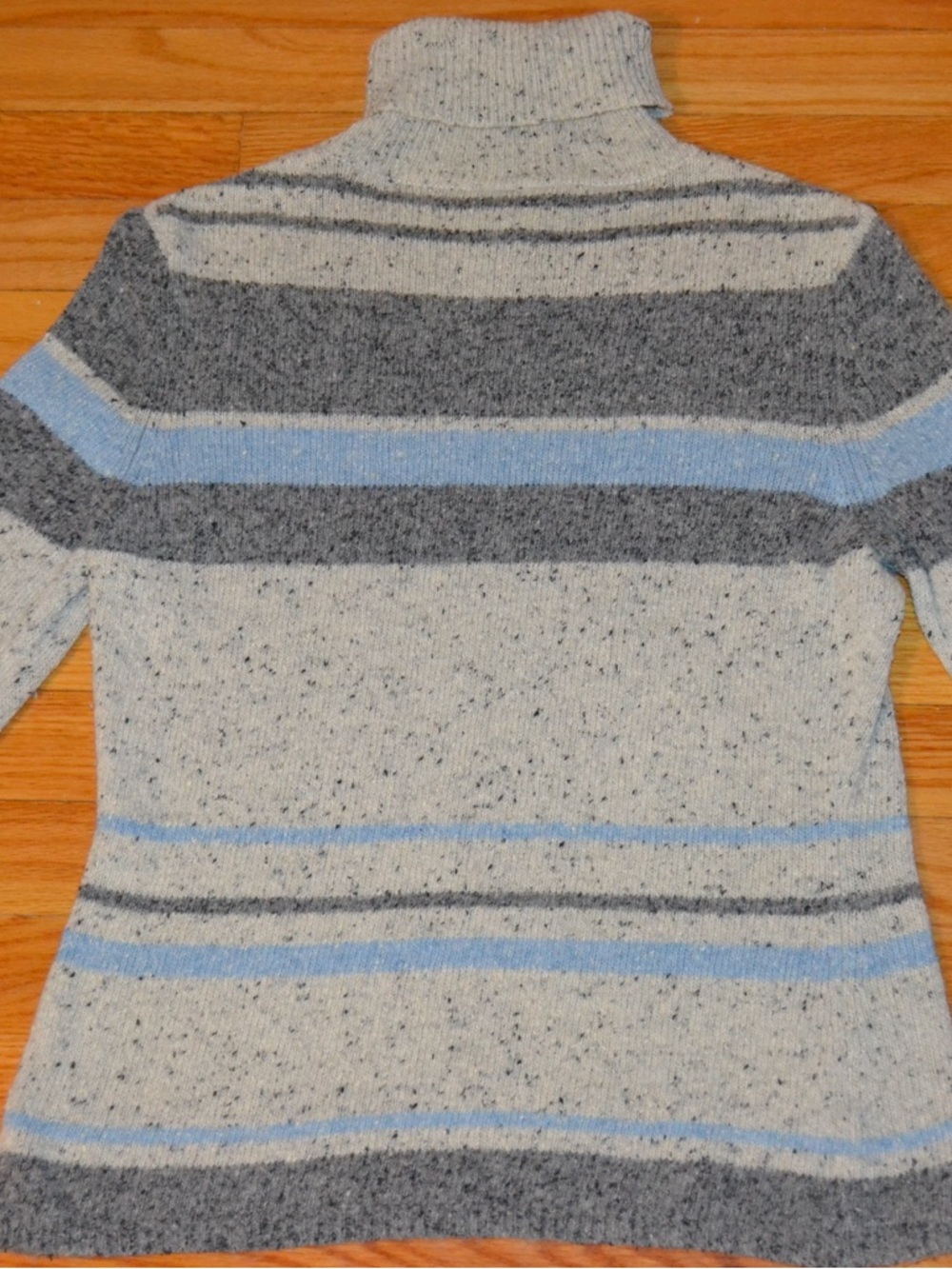 Women’s Ann Taylor LOFT wool striped turtleneck sweater, size M - Picture 13 of 14